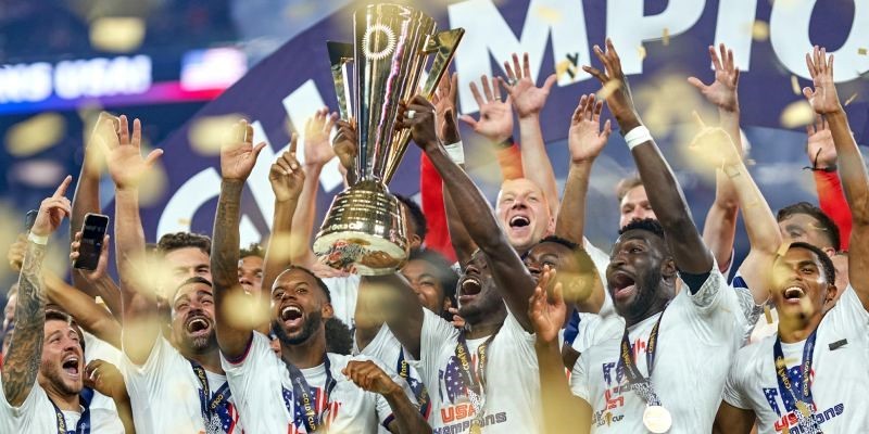 Những người Mỹ ăn mừng chức vô địch CONCACAF Gold Cup lần thứ 7